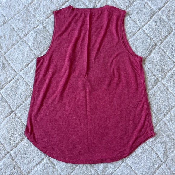 Disney | "Dumbo" Vintage Round Neck Muscle Tee Tank Top | Size Large - Picture 3 of 9